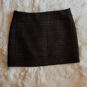 Willie Smith Black Gray and Silver Skirt Sz 8 W 34 L 13